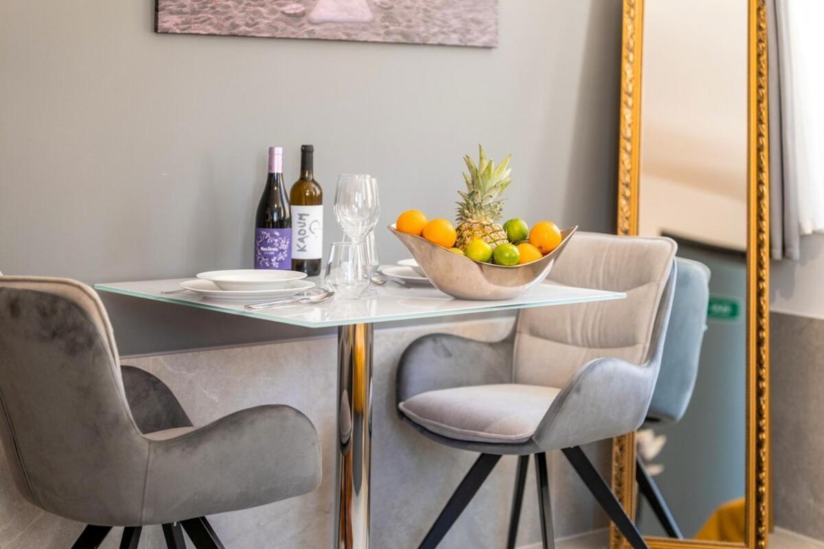 Jugo Apartment